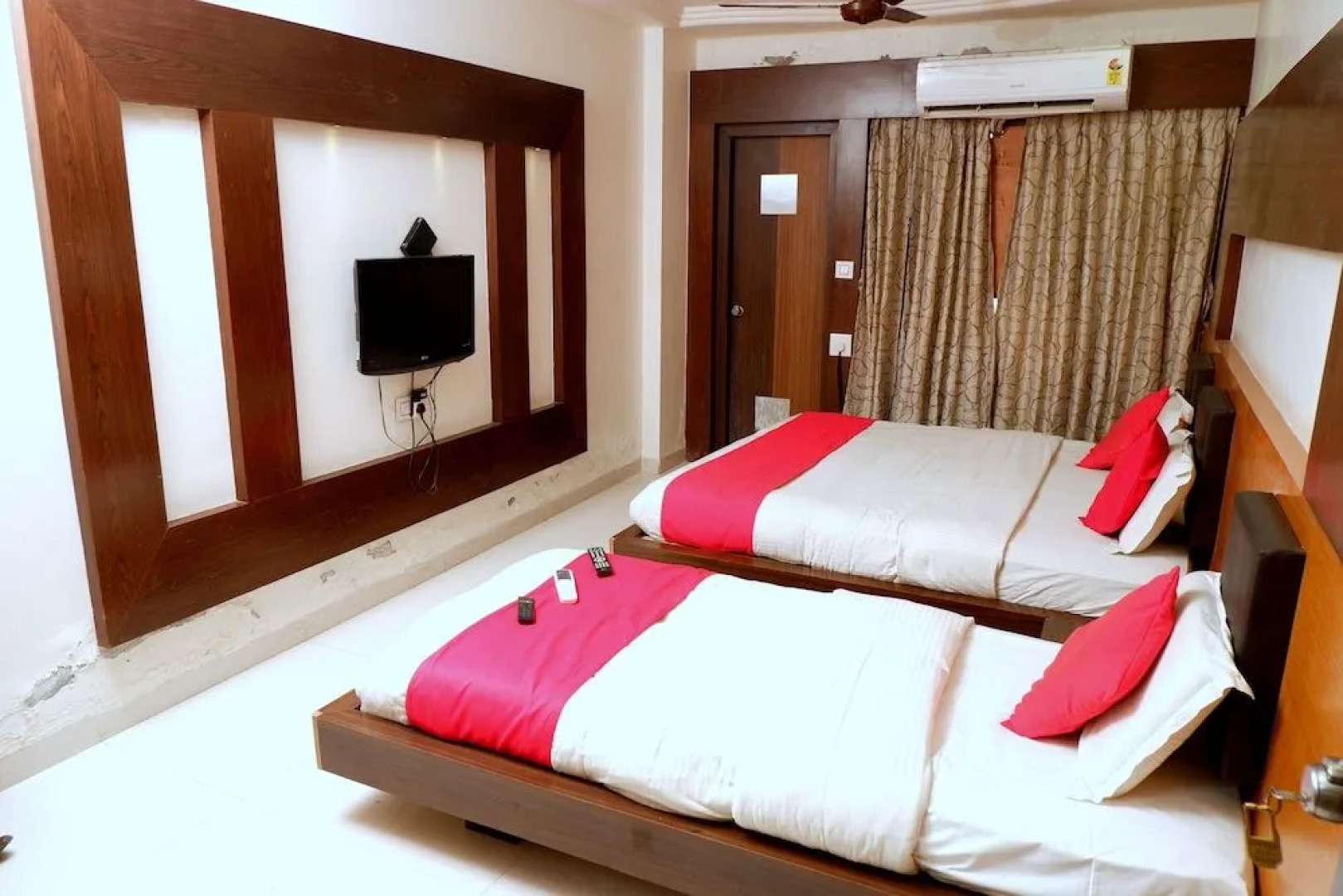 Hotel The City Palace Dwarka