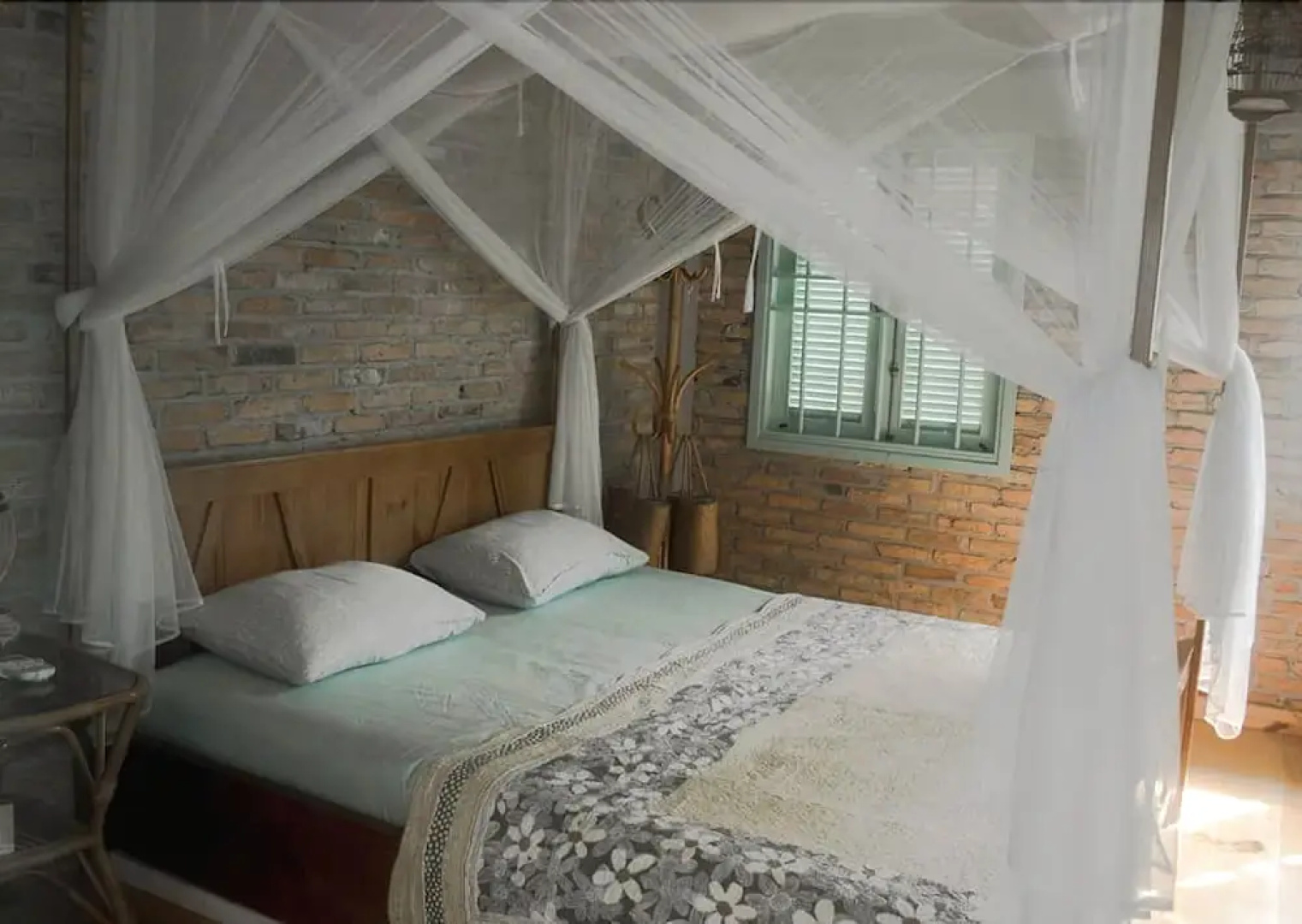 Nam Thi Holiday Home