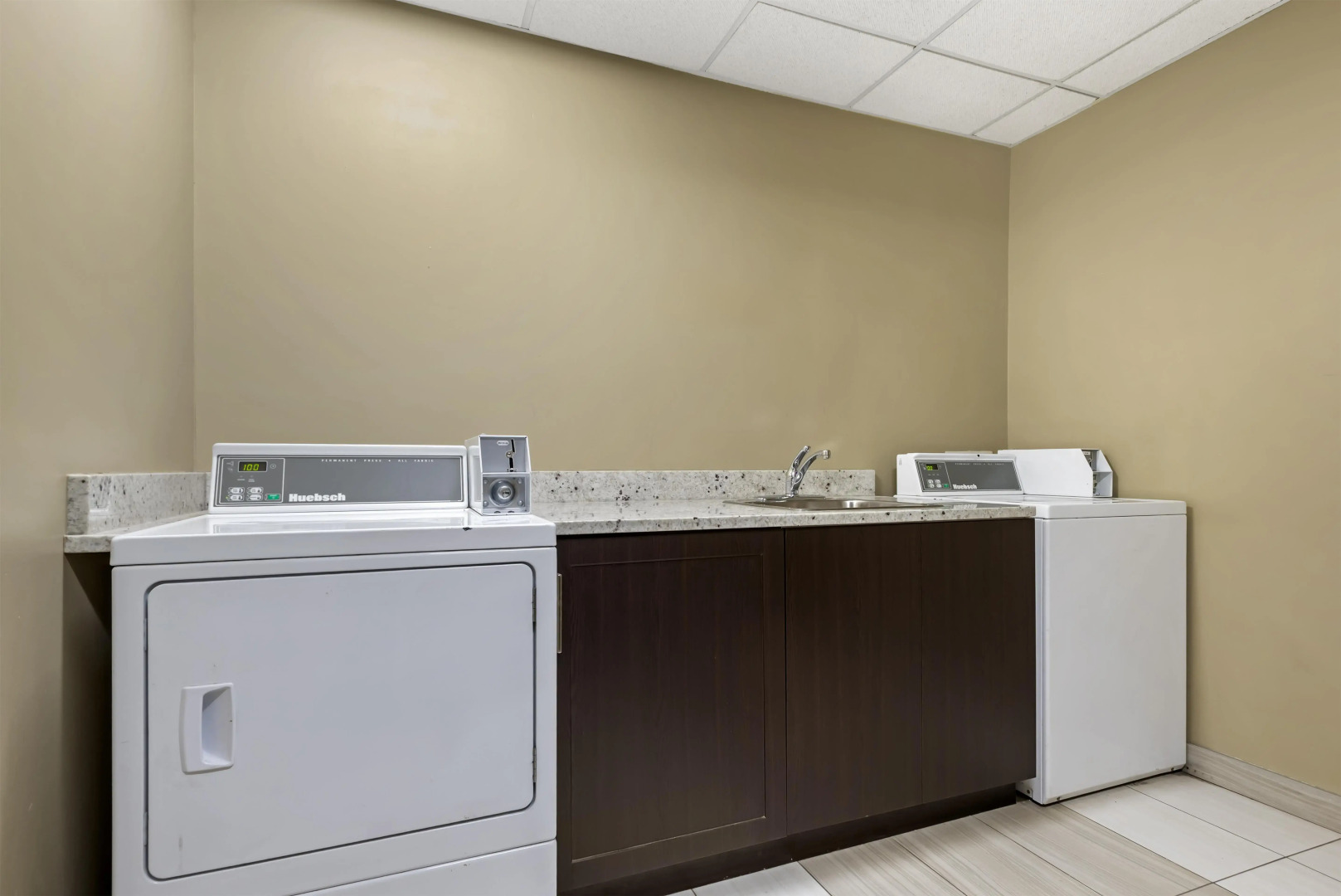 Best Western Plus Red Deer Inn & Suites