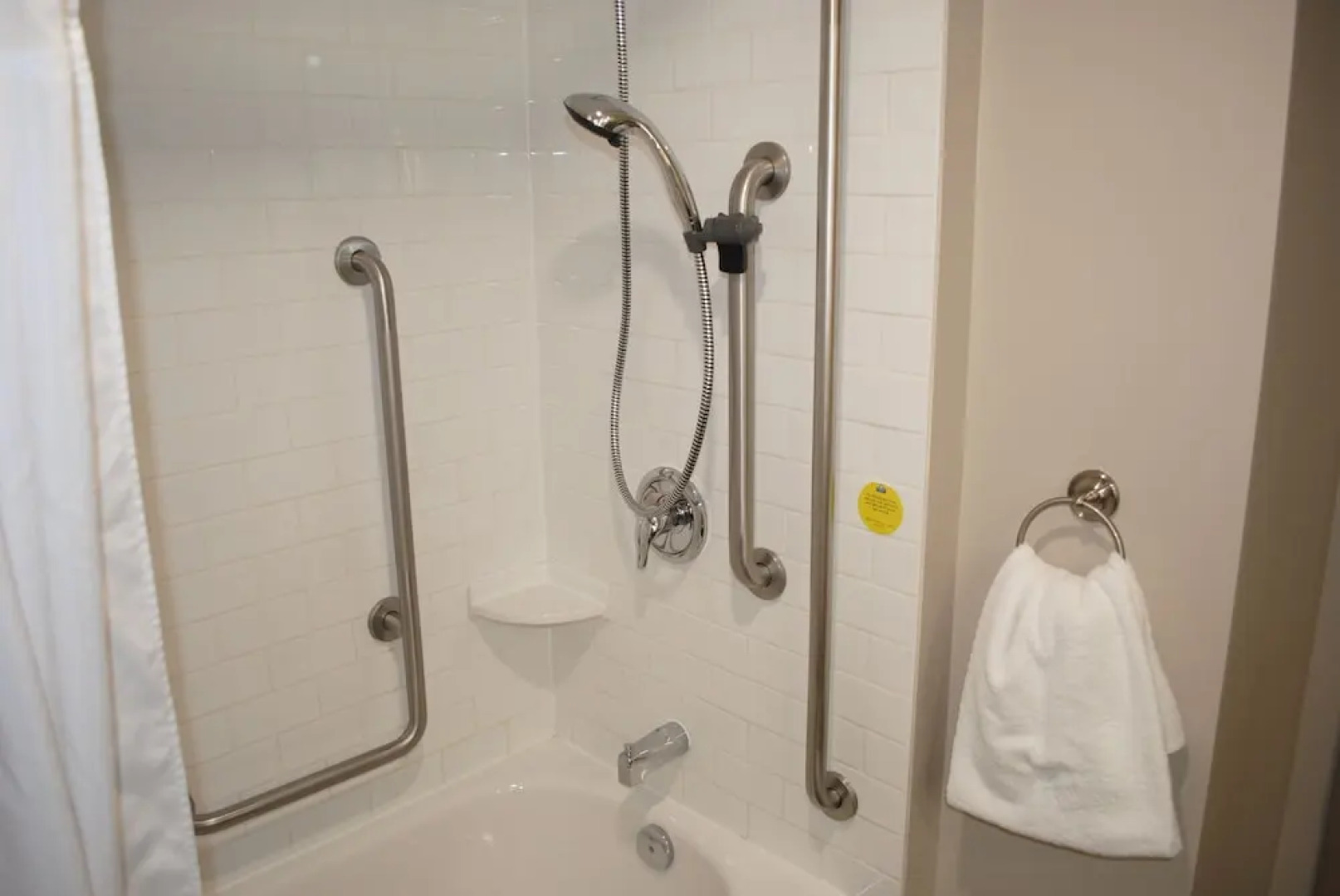 Days Inn and Suites Lindsay