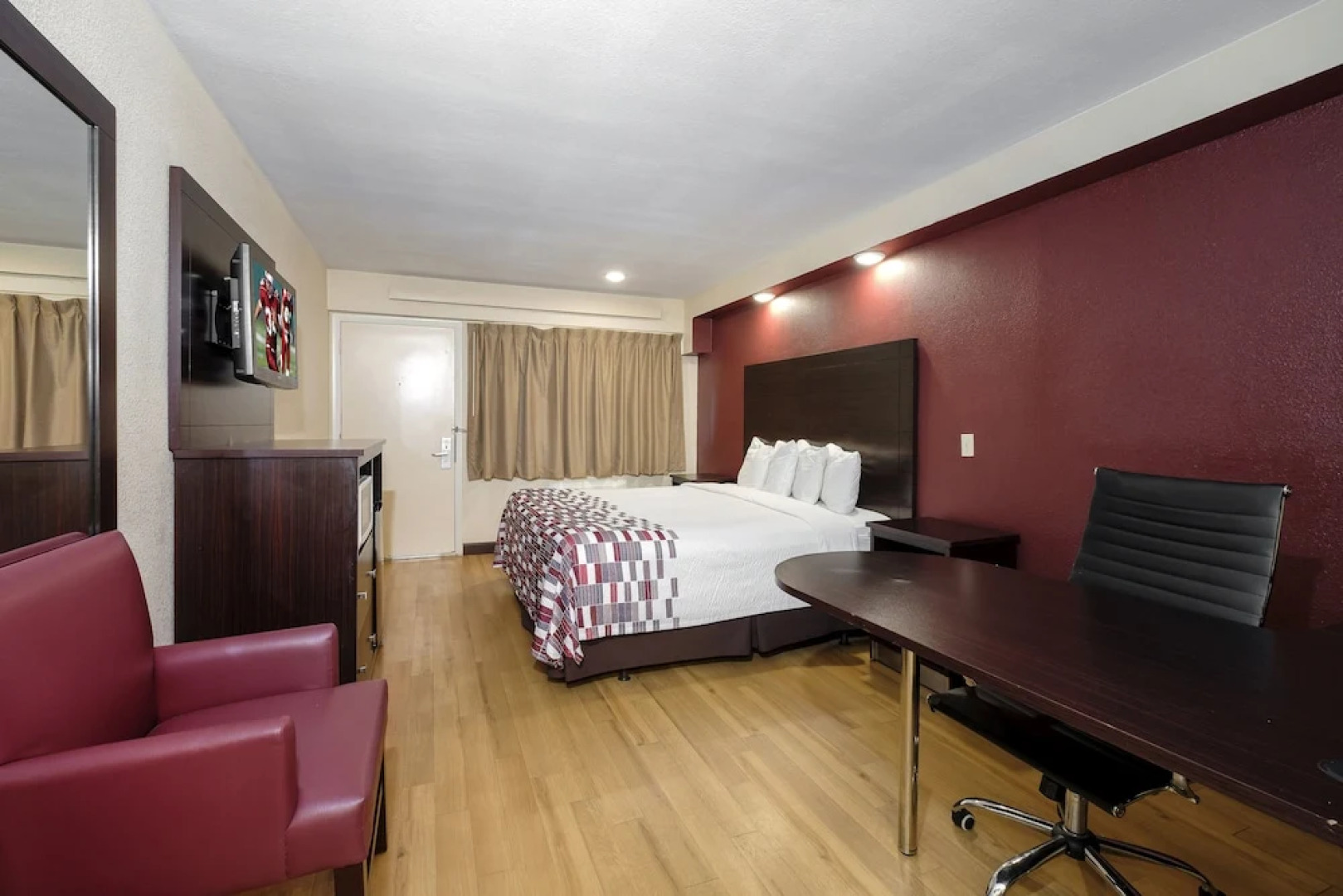 Red Roof Inn Tallahassee - University