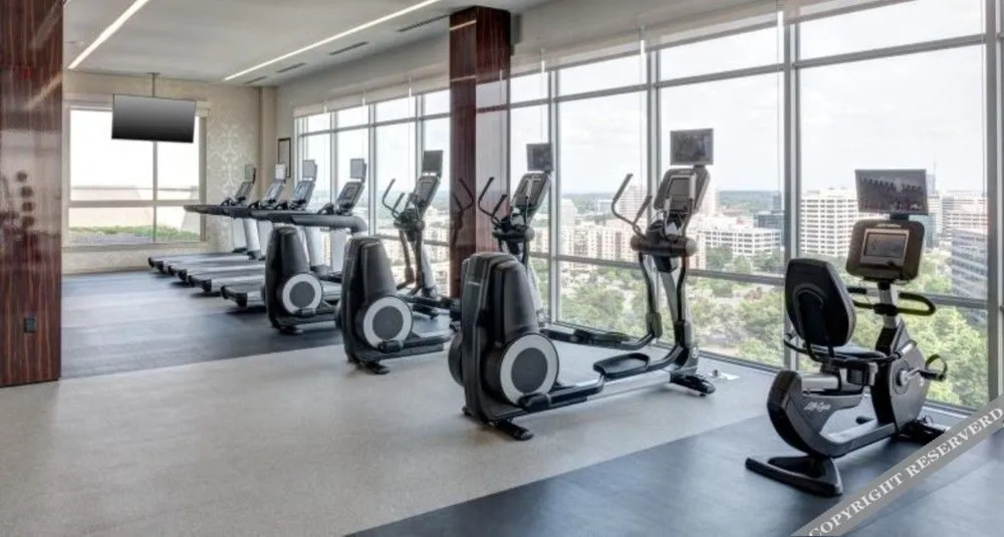 Global Luxury Suites at Spring Hill