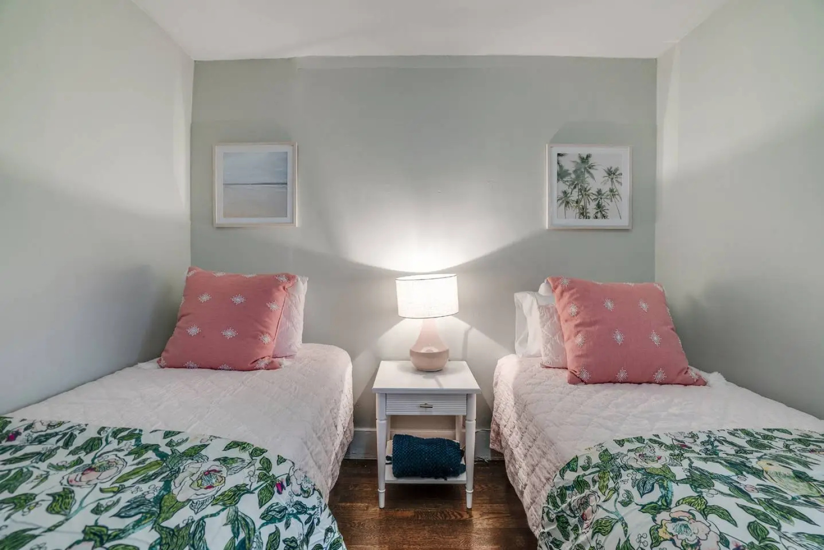Cozy and comfortable apartment /15 minutes to down town