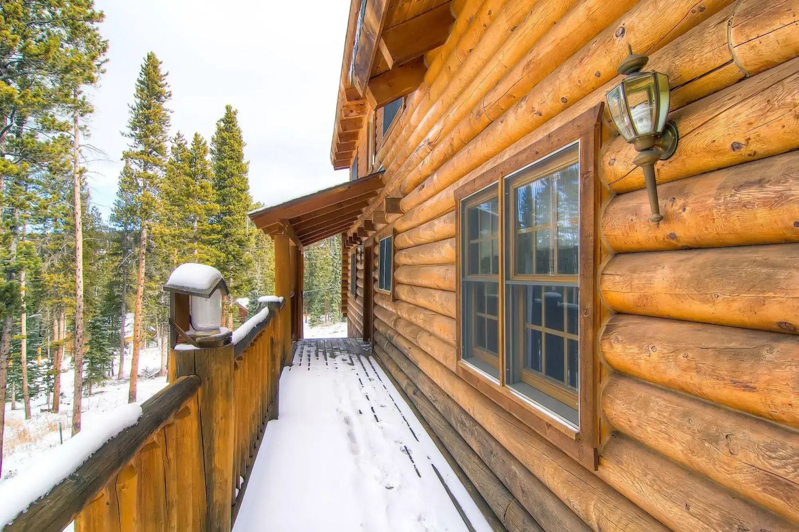 Snowshoe Retreat Boreas Pass by Pinnacle Lodging