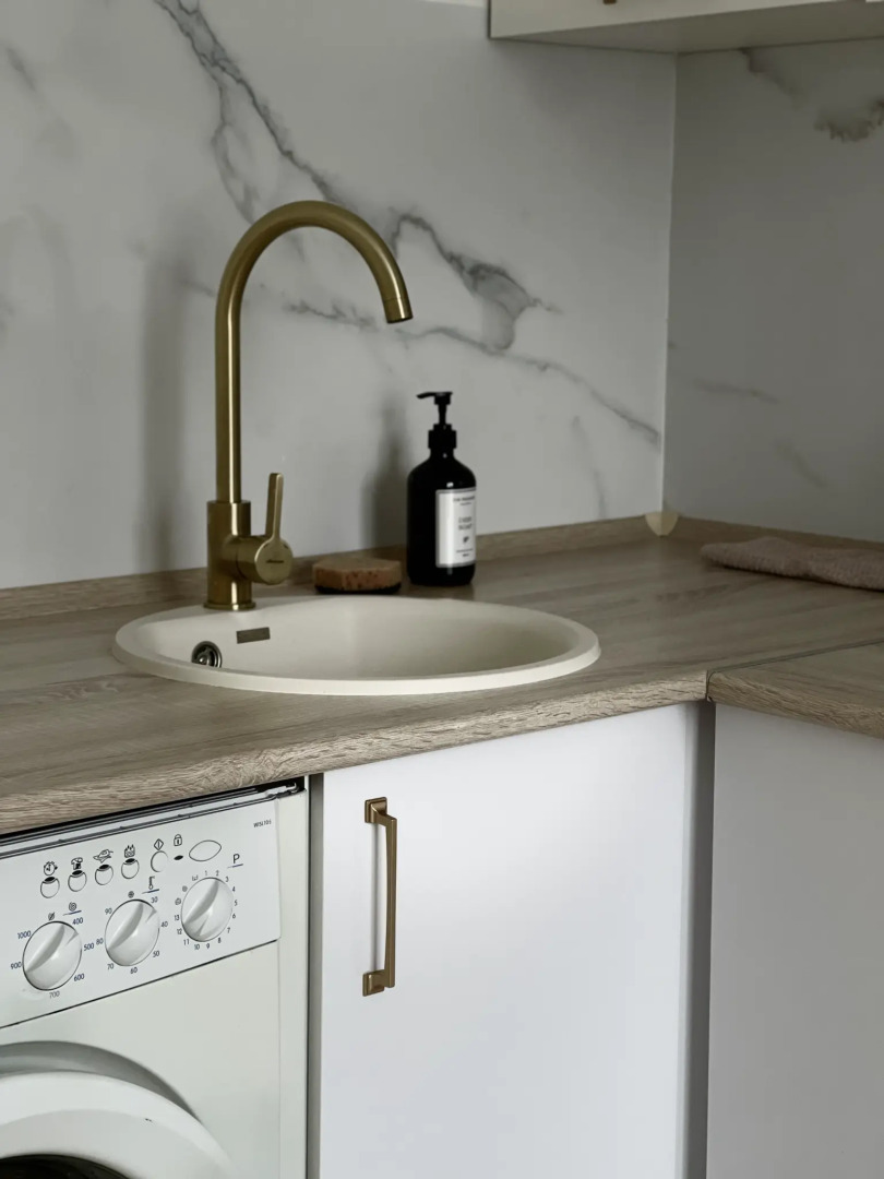 Апартаменты на улице Добролюбова 1