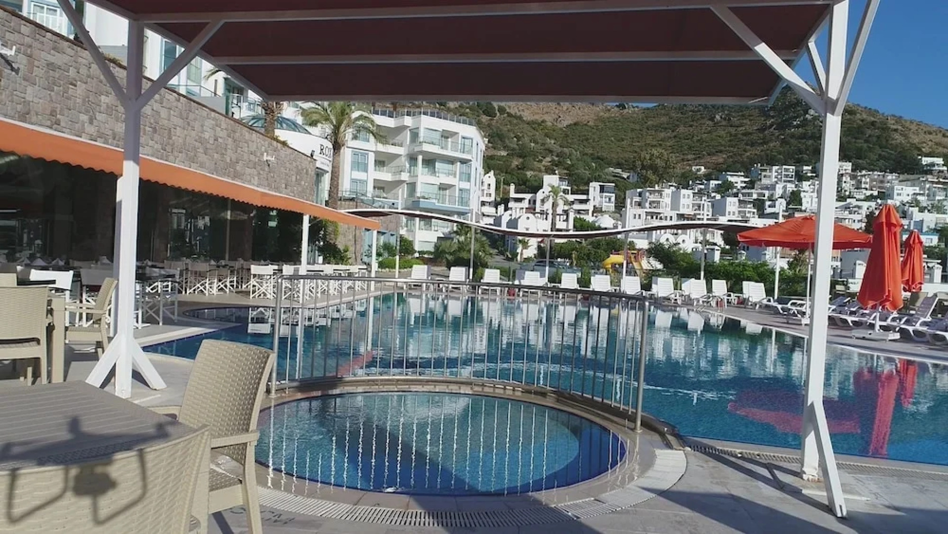 Roxx Suite Deluxe & Spa Hotel