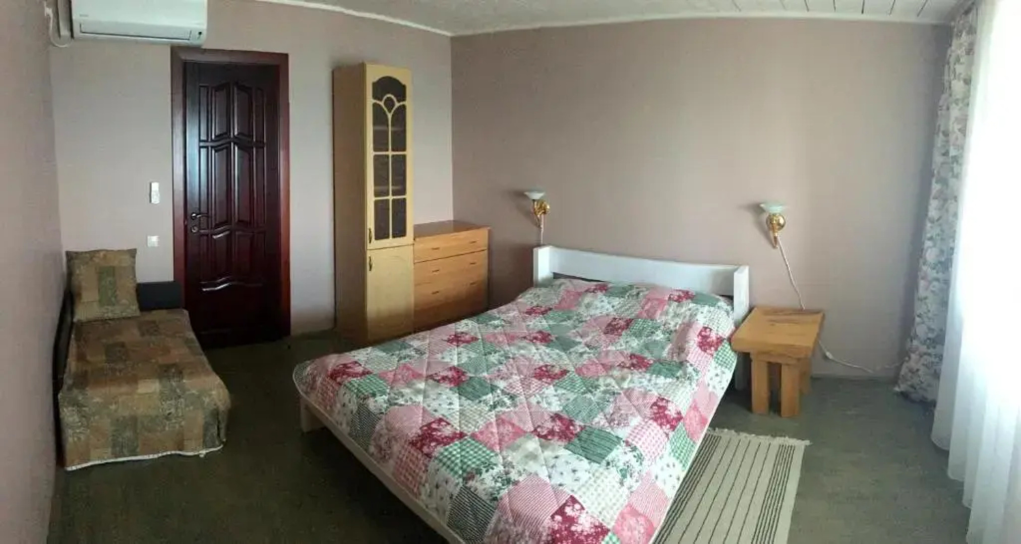 Apartments on Geroyev 16 Marta