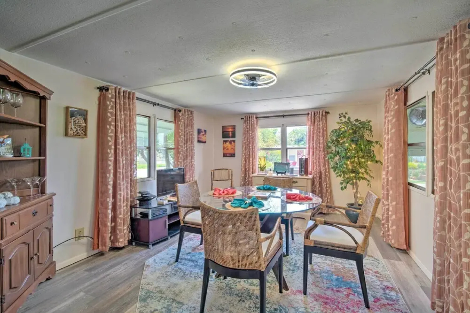 Homosassa Retreat w/ Sunroom & Canal Views!