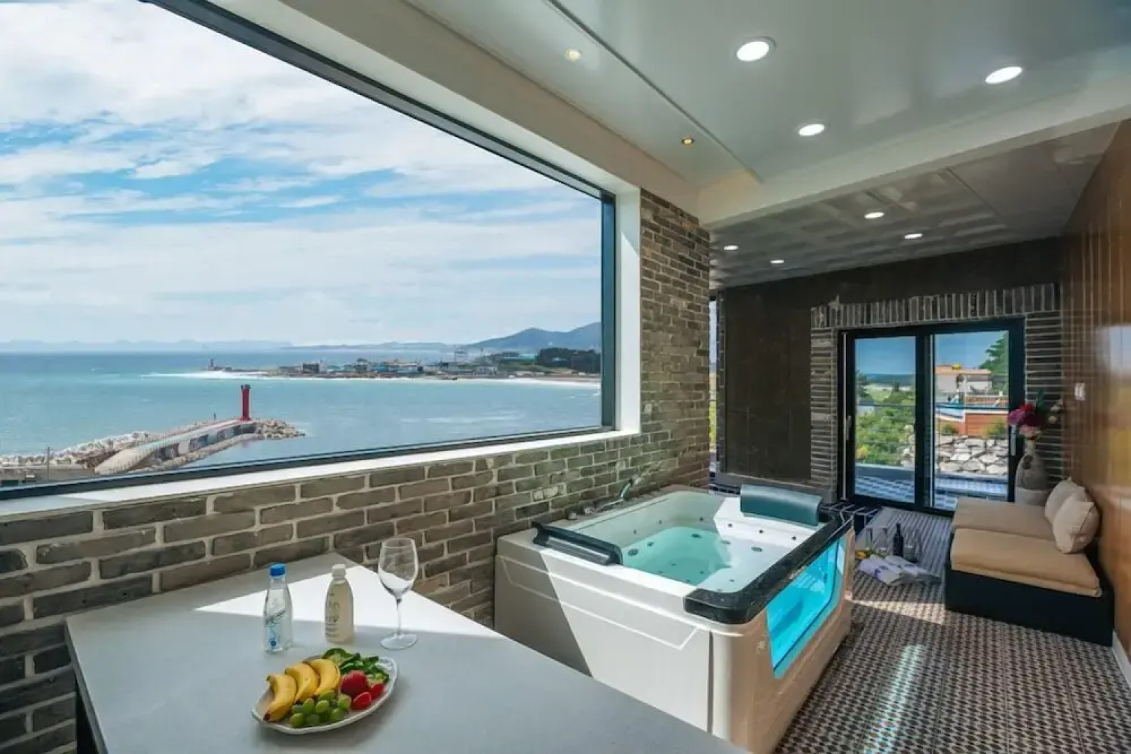 Poolvilla 1night 2day