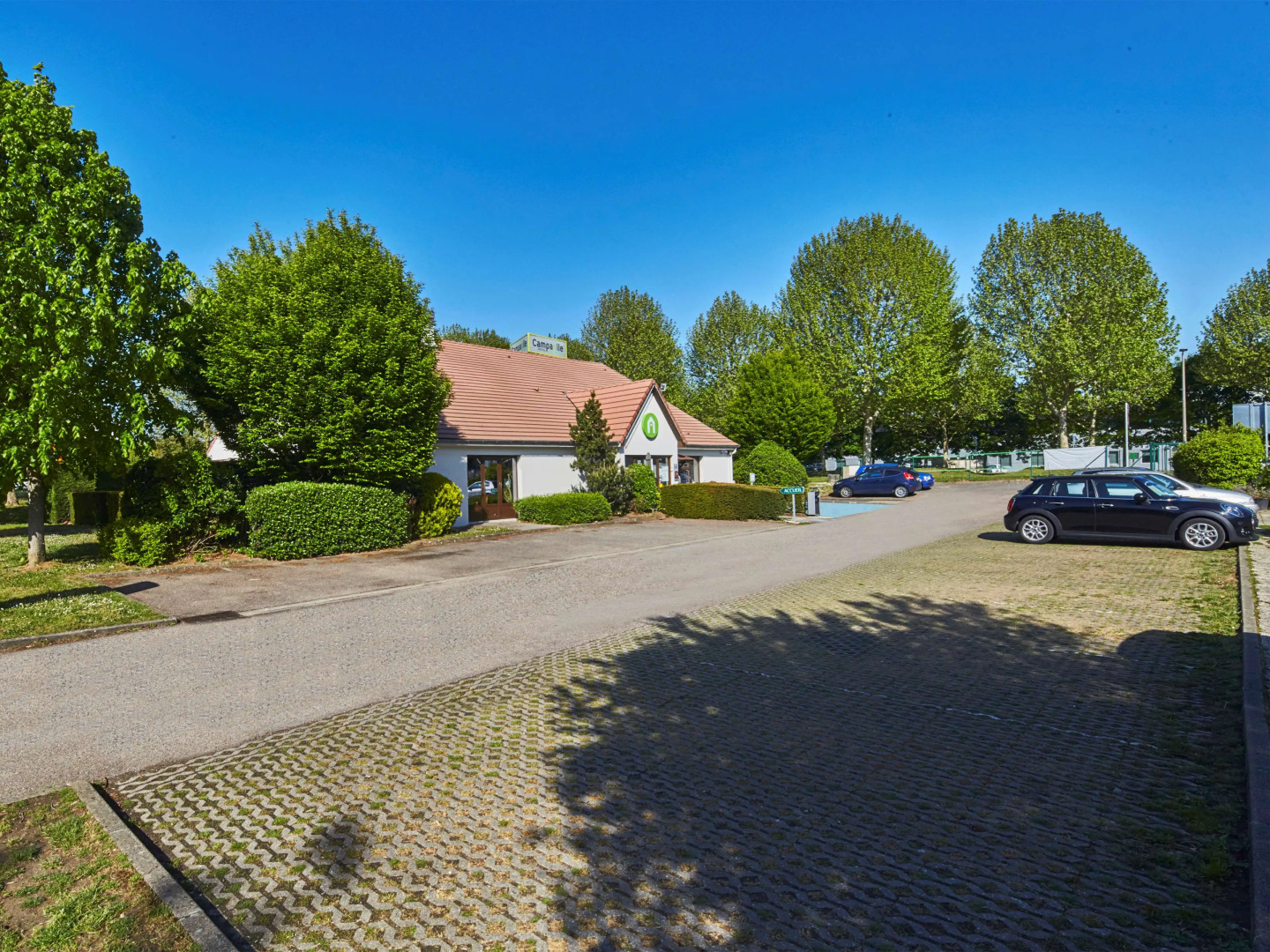 Campanile Melun Sénart - Vert Saint Denis