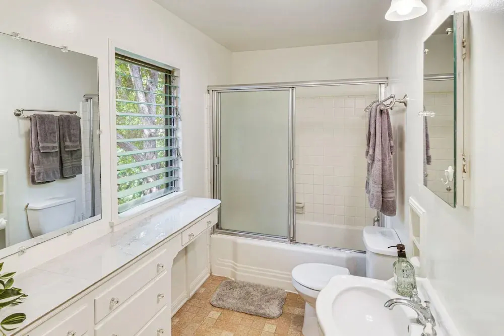 Central South Pasadena Apt, 3 Mi to Rose Bowl