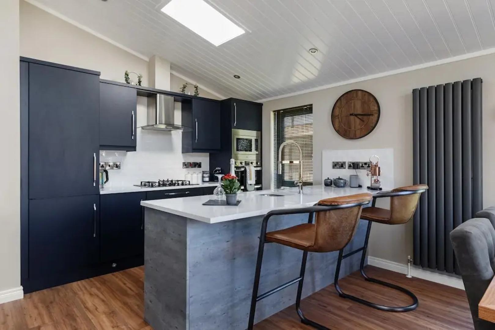 Dewin Bach - Luxury Lodge Hot Tub Close to Beach