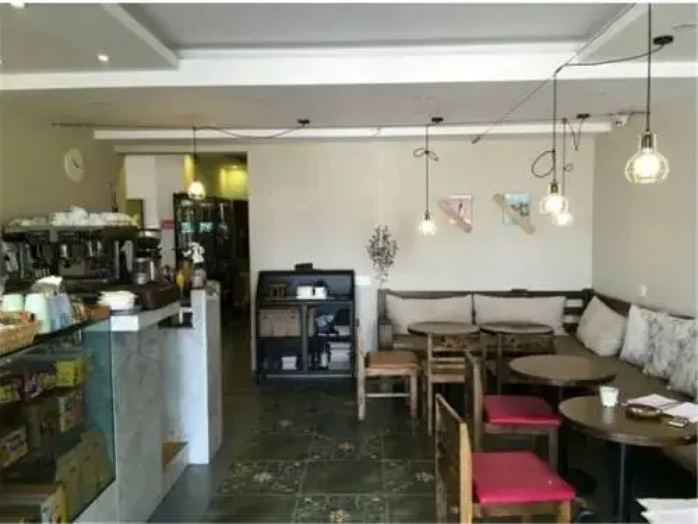 White Stone Hotel