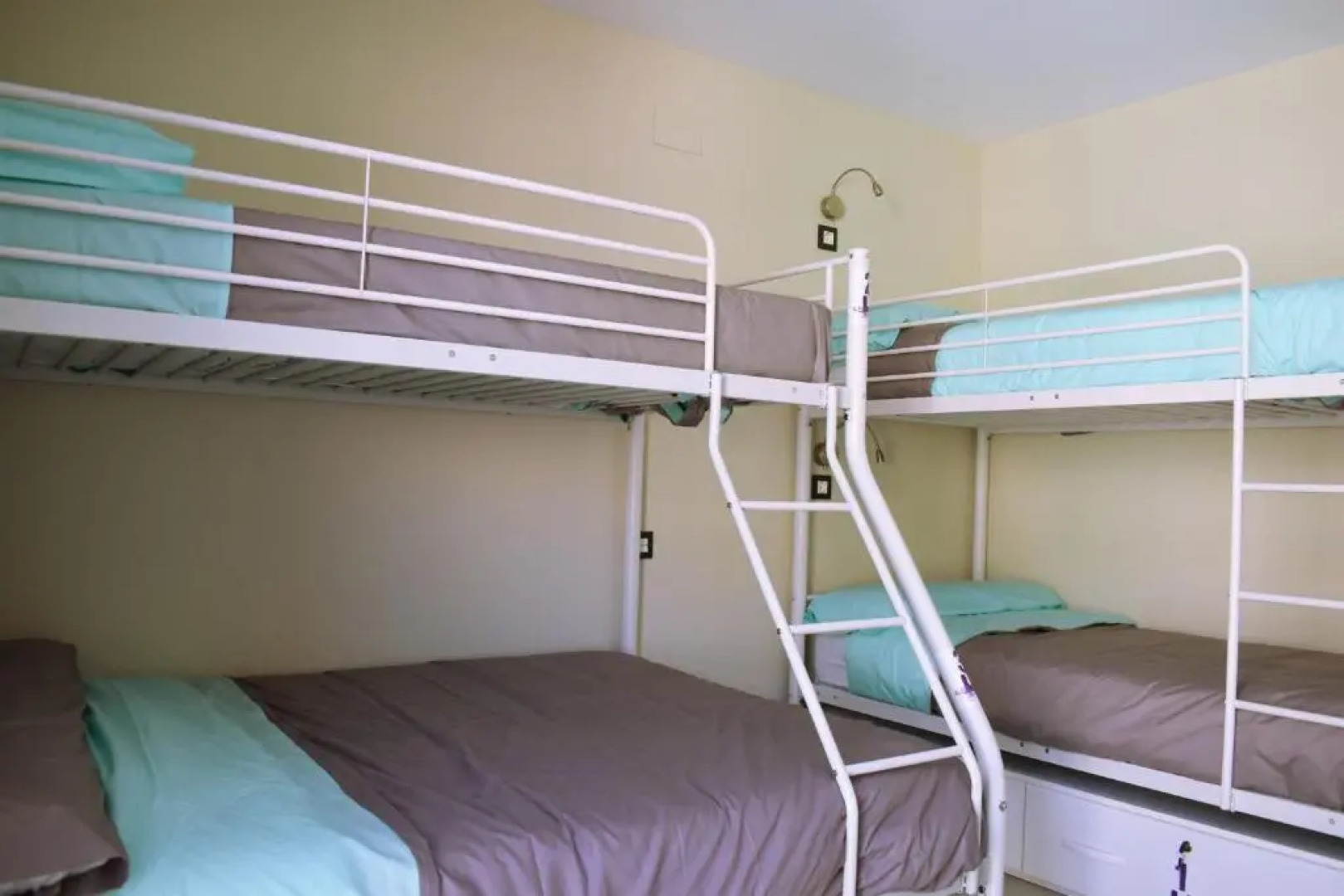 Albergue Hosting Duero