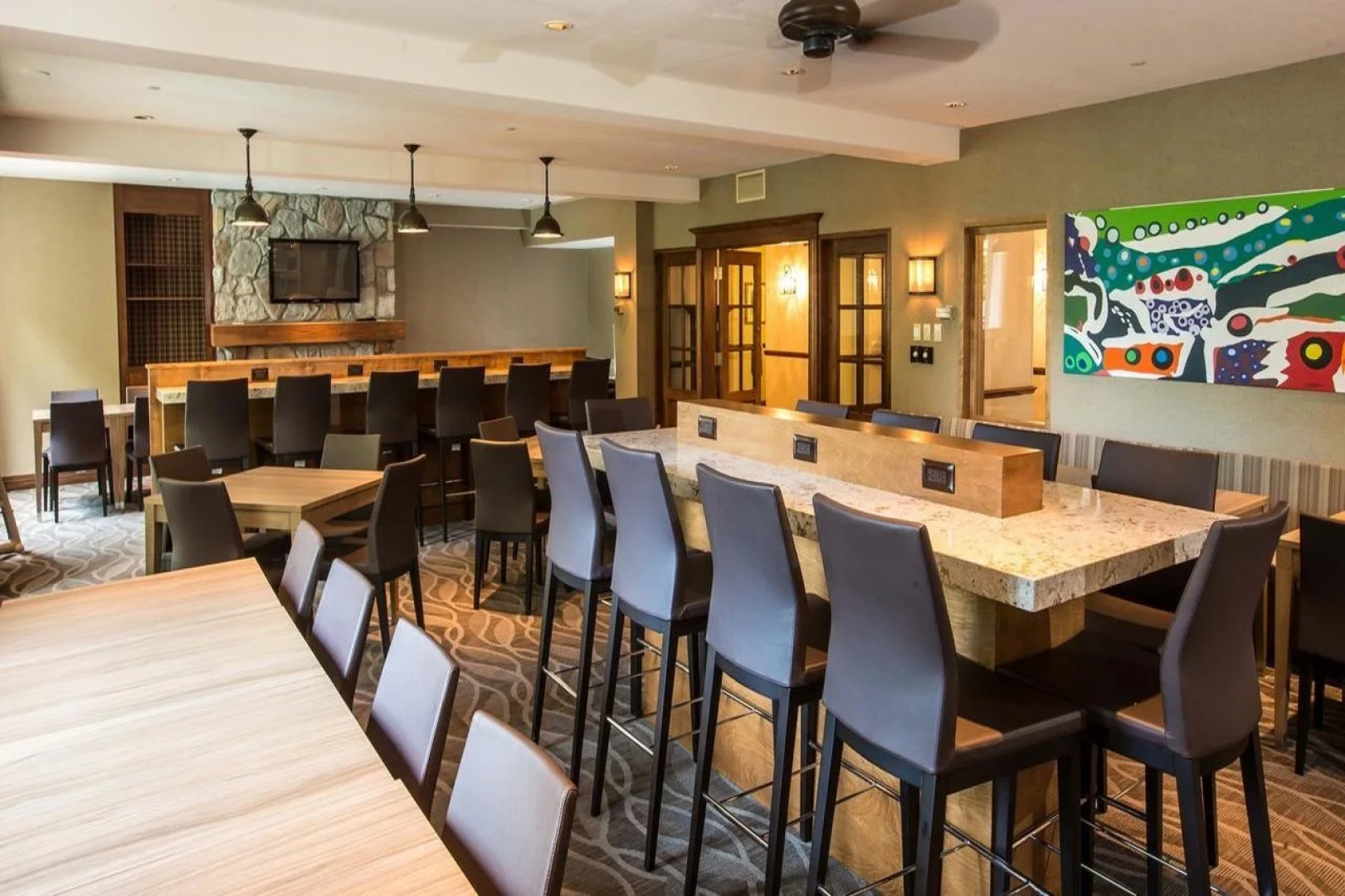 Holiday Inn Express and Suites Tremblant by IHG