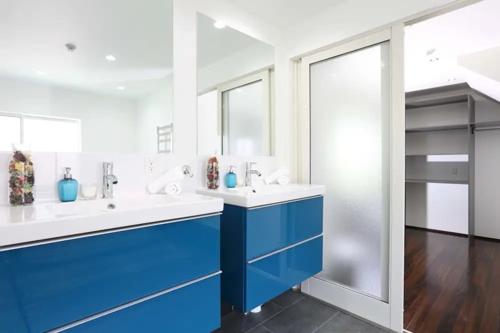 Hakuba Slopeside Chalet