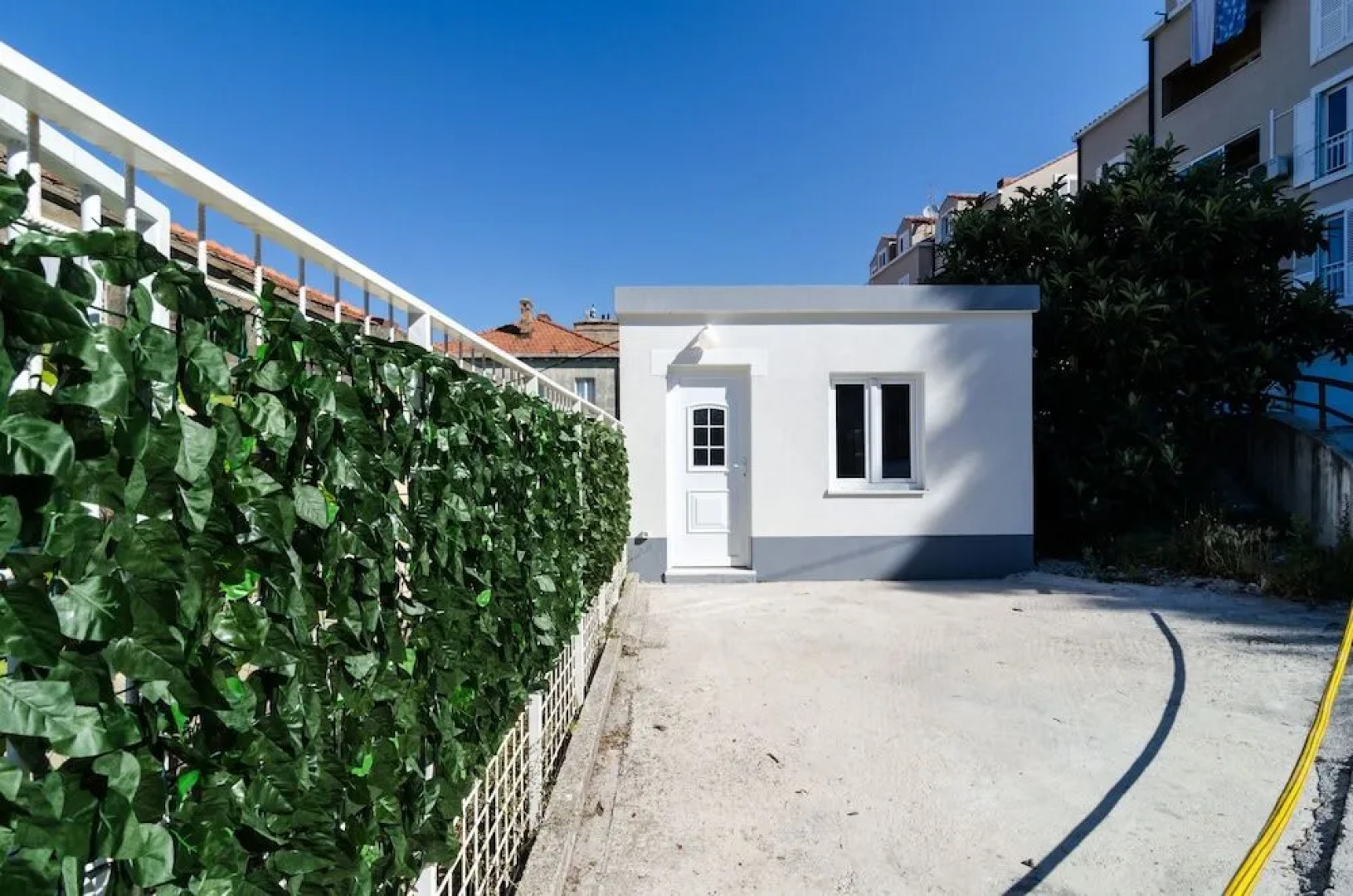 Studio Apartment Nika