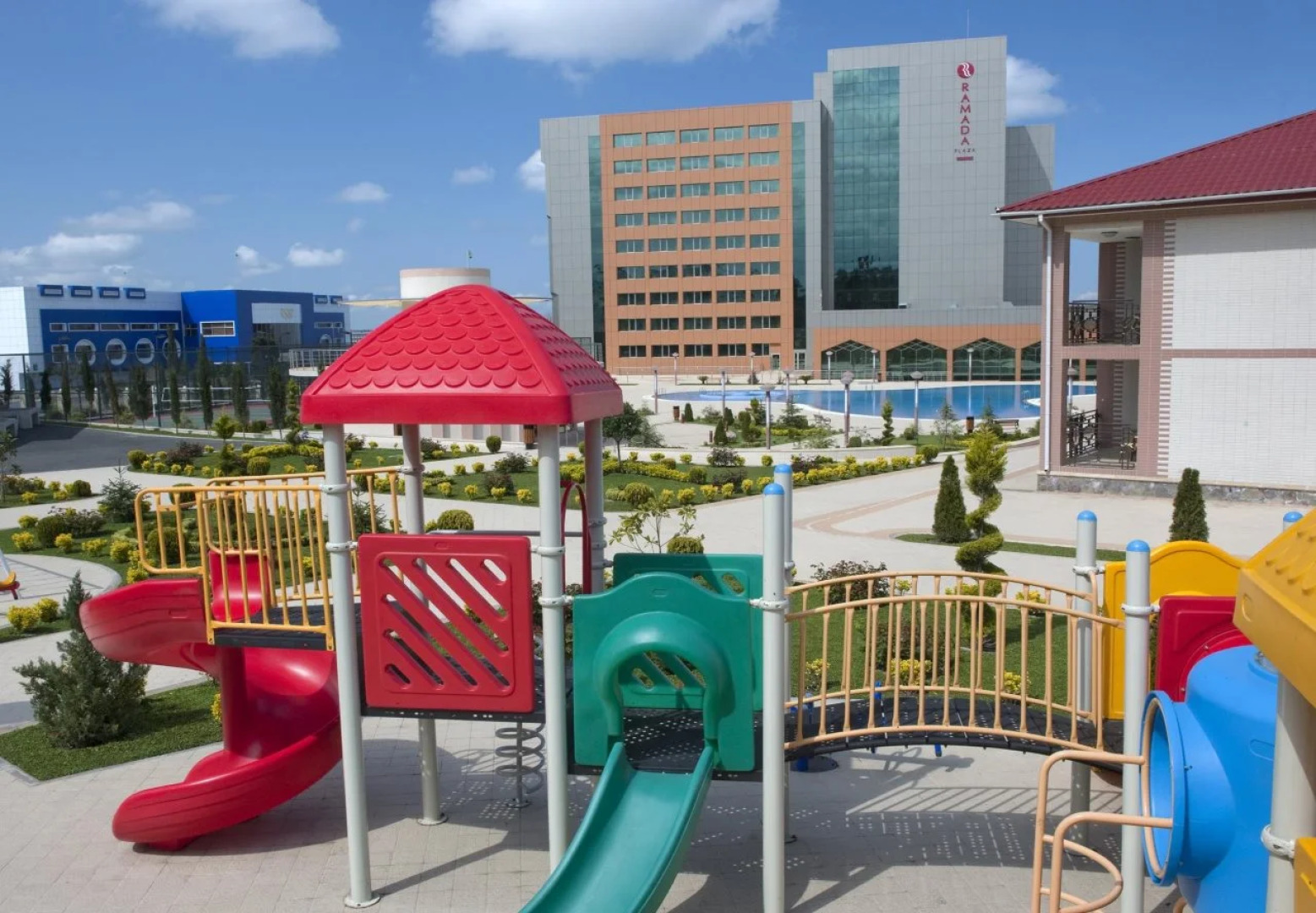 Отель Ramada Plaza by Wyndham Гянджа