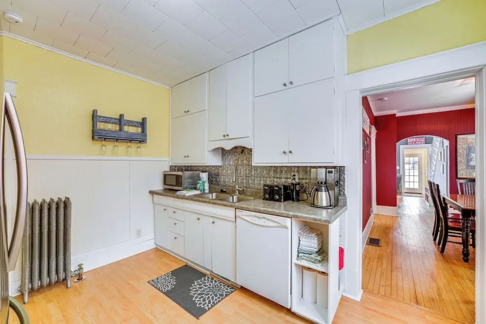 Ludington Home w/ 6 Bicycles < 1 Mi to Beach!