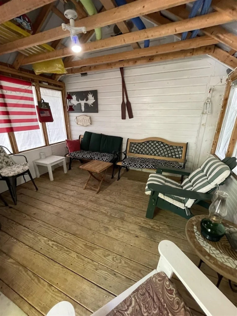 Ossipee Wood 2 Limit 4 1 Bedroom Cottage by Redawning