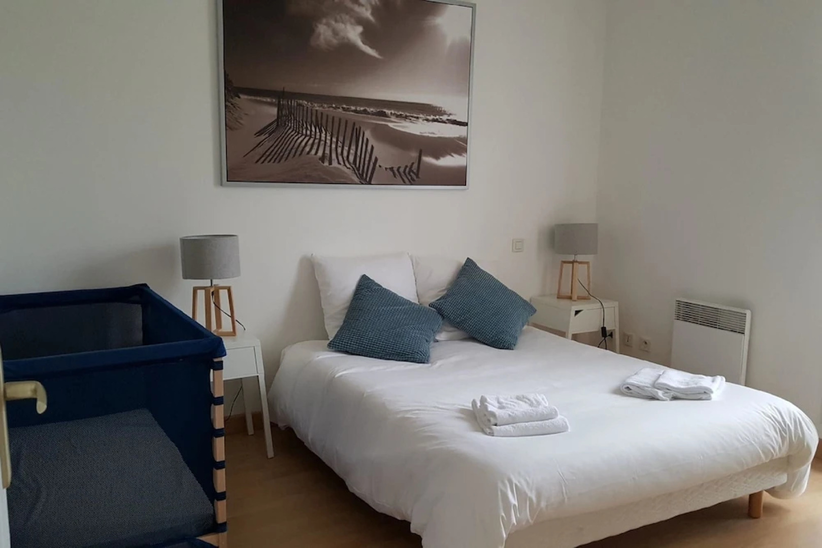 Maison vue mer au port de Meyran