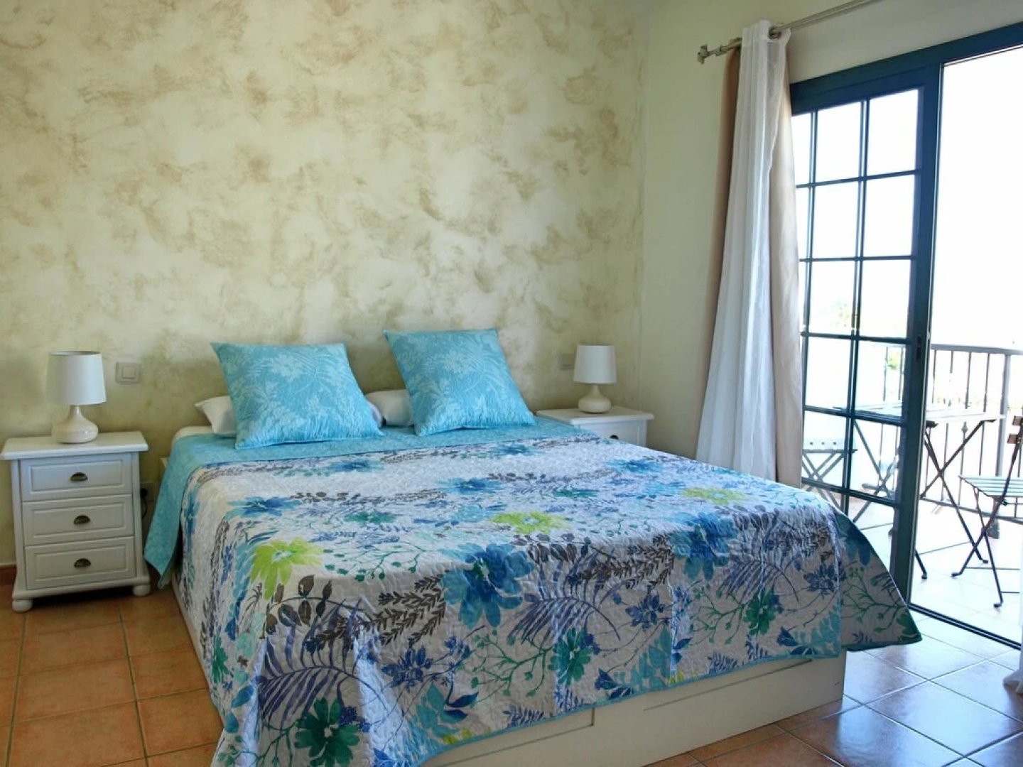 Flatguest Awesome Duplex