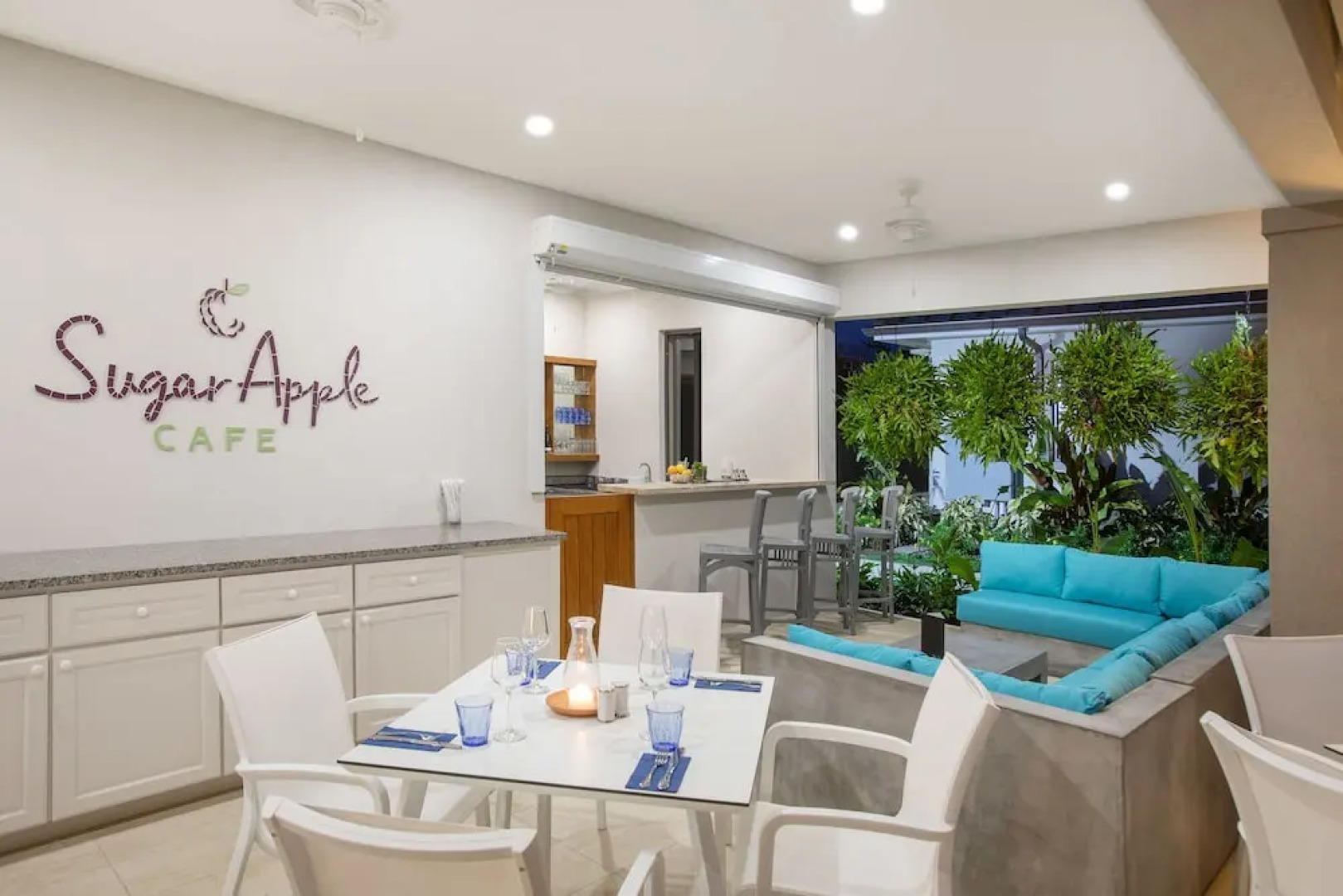 Villas & Suites at Beach View