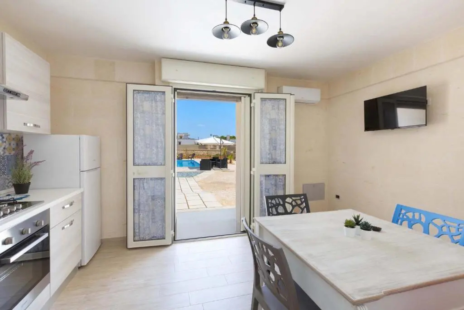 Villa Tina Maria by BarbarHouse