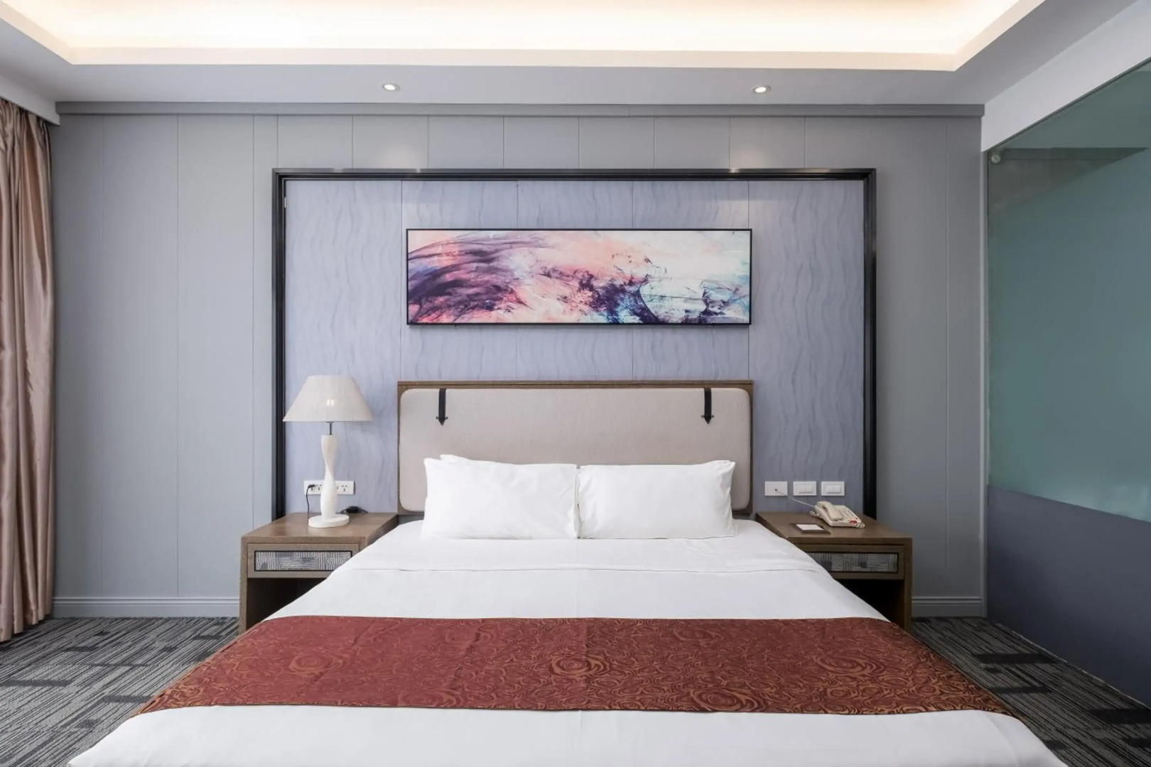 Sunlight Guest Hotel