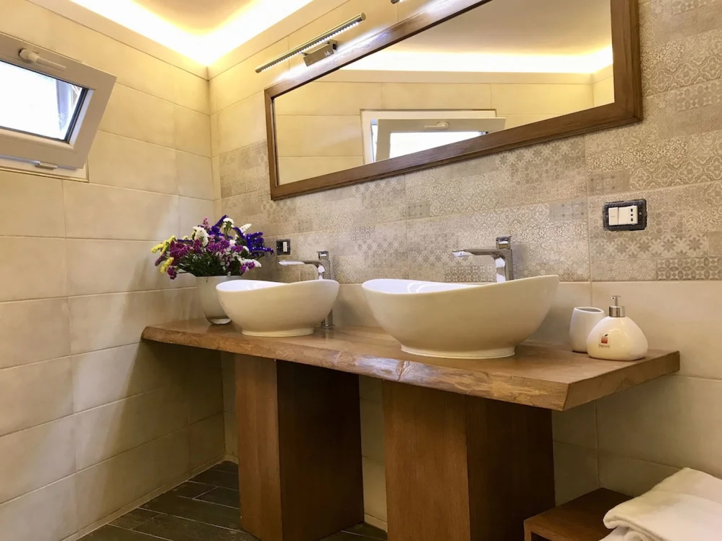 Taormina Isola Bella Apartment - Taormina Holidays