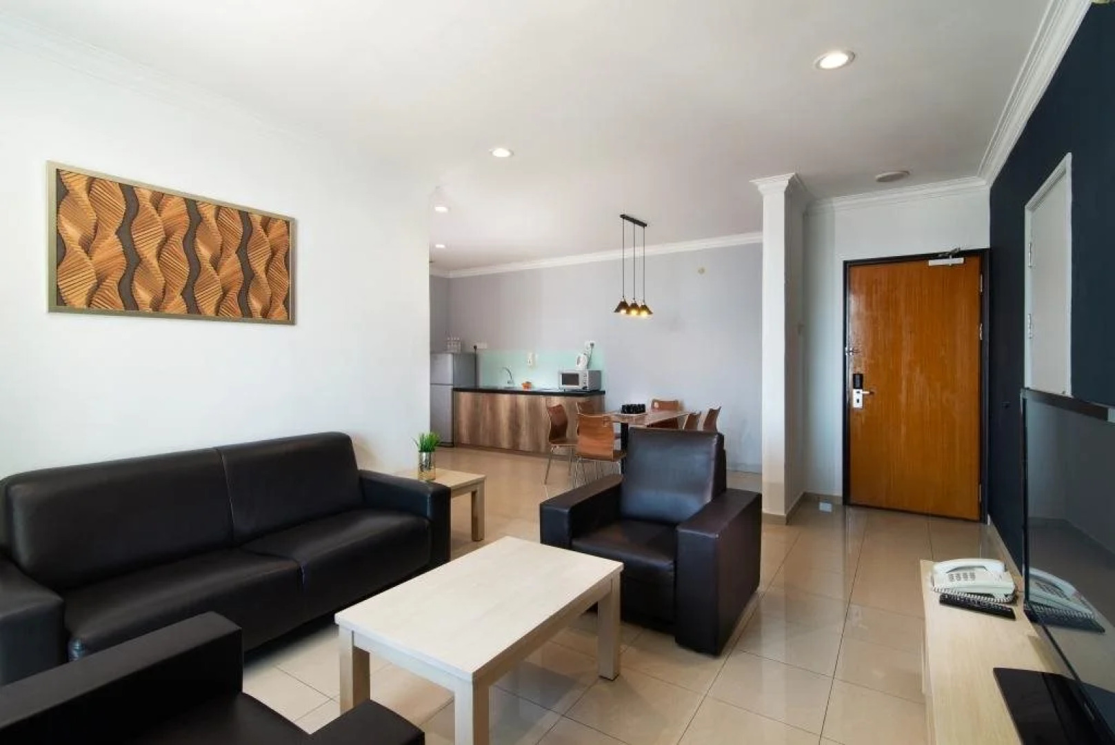 Golden View Serviced Apartment