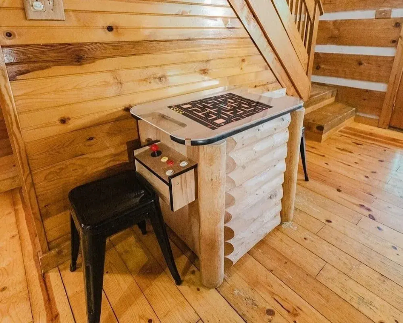 A Slice Of Heaven 2 Bedroom Cabin by RedAwning