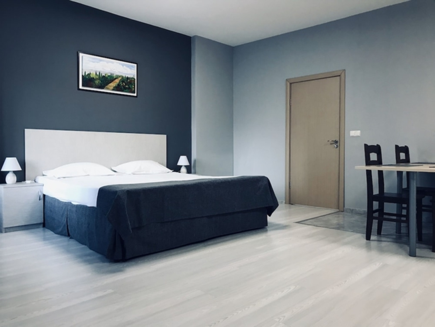 Econolodge Inn & Suites Wichita