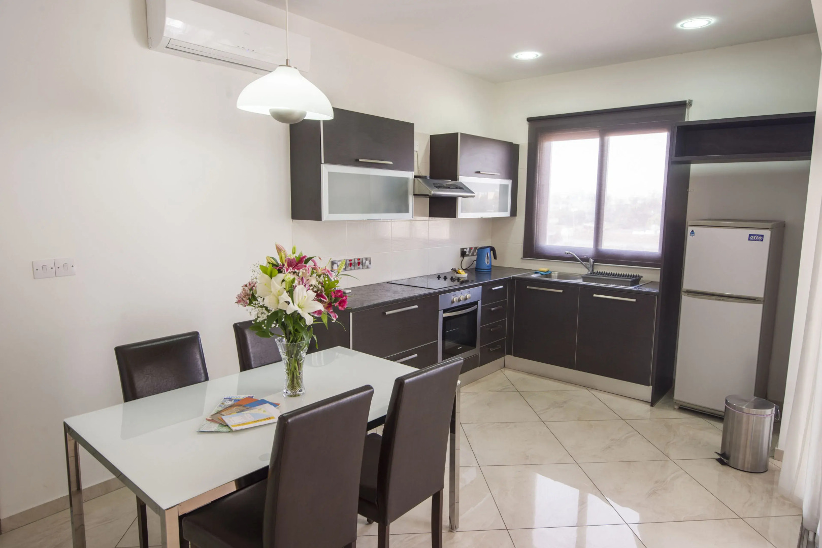 Mesogios House Suites