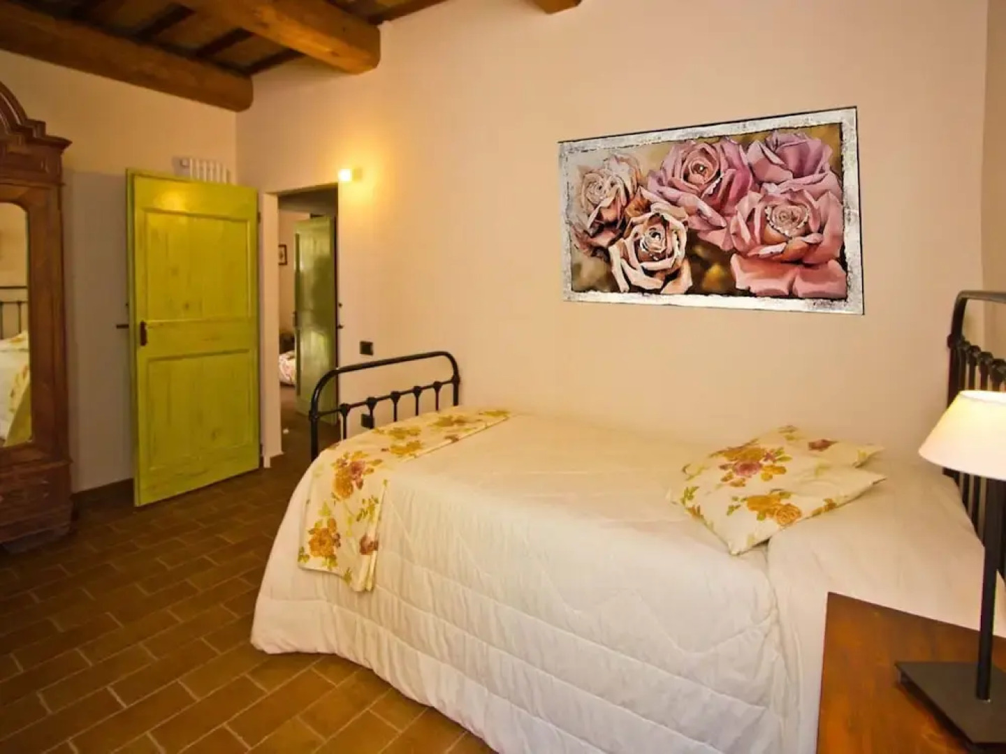 Graceful Holiday Home in Acqualagna With Swimming Pool