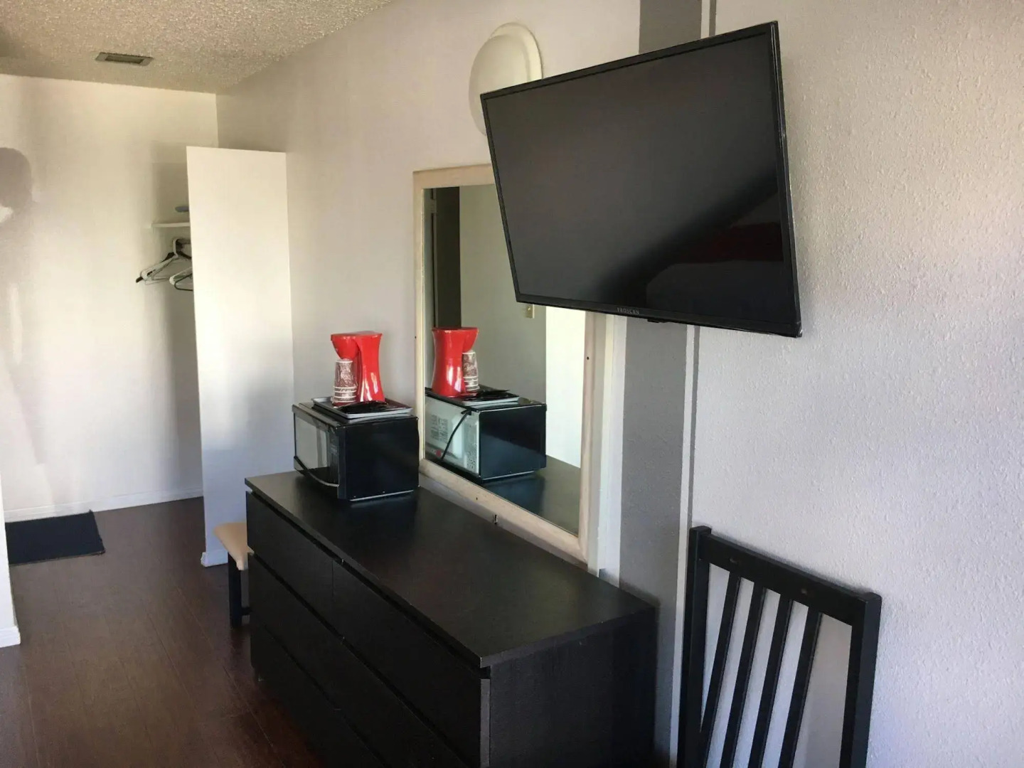 The Guest Harbor Inn - Port of Los Angeles San Pedro