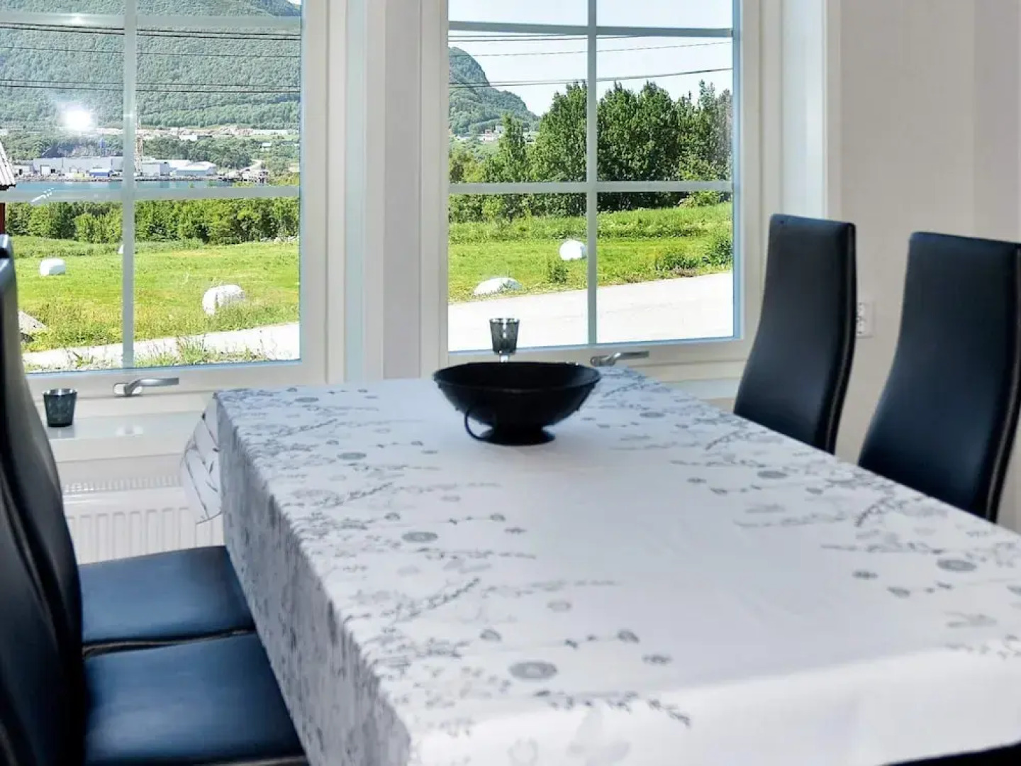 4 Person Holiday Home in Brattvag