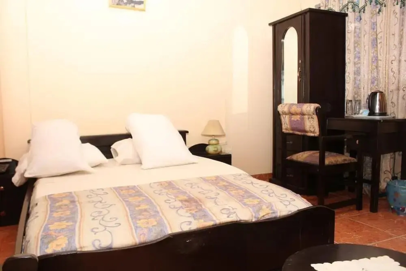 To Be Hotel