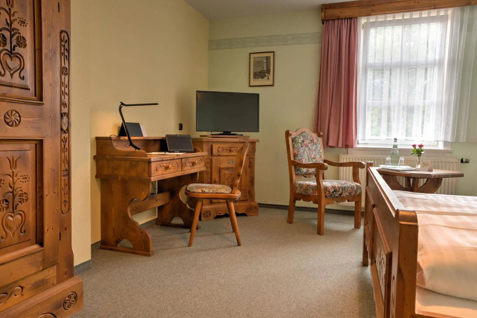 Burg Edelhof Hotel-Restaurant