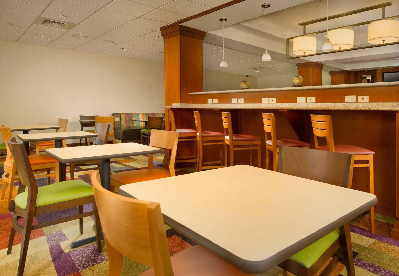 Fairfield Inn & Suites by Marriott Marshall