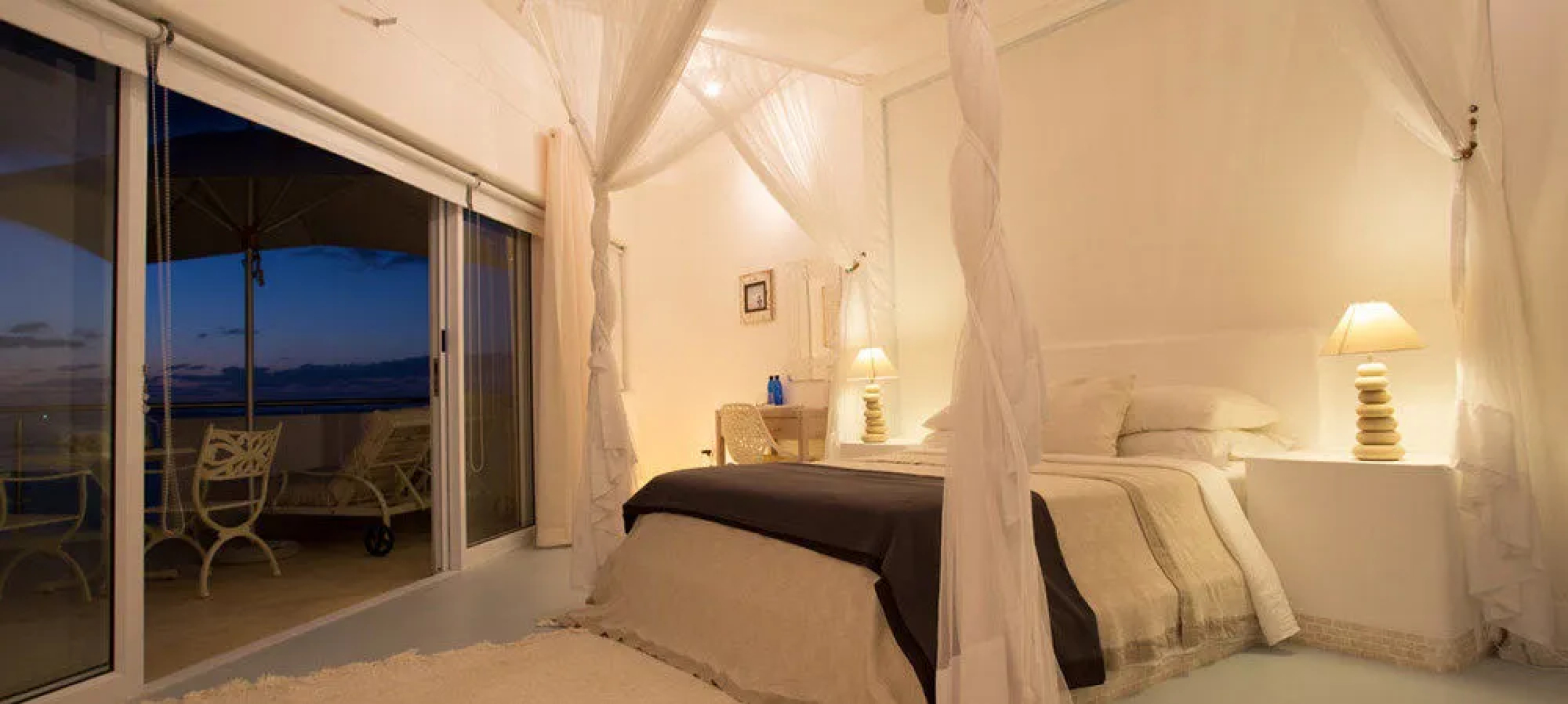 Santorini Mozambique