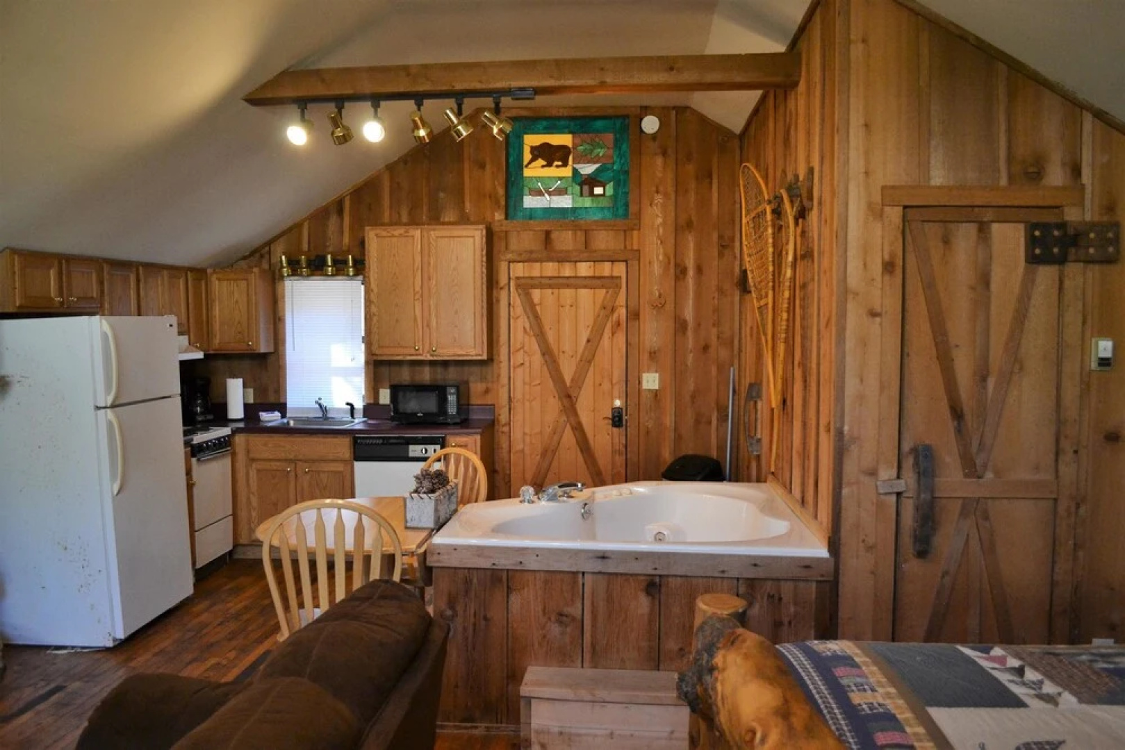 Cades Cove Hide Away
