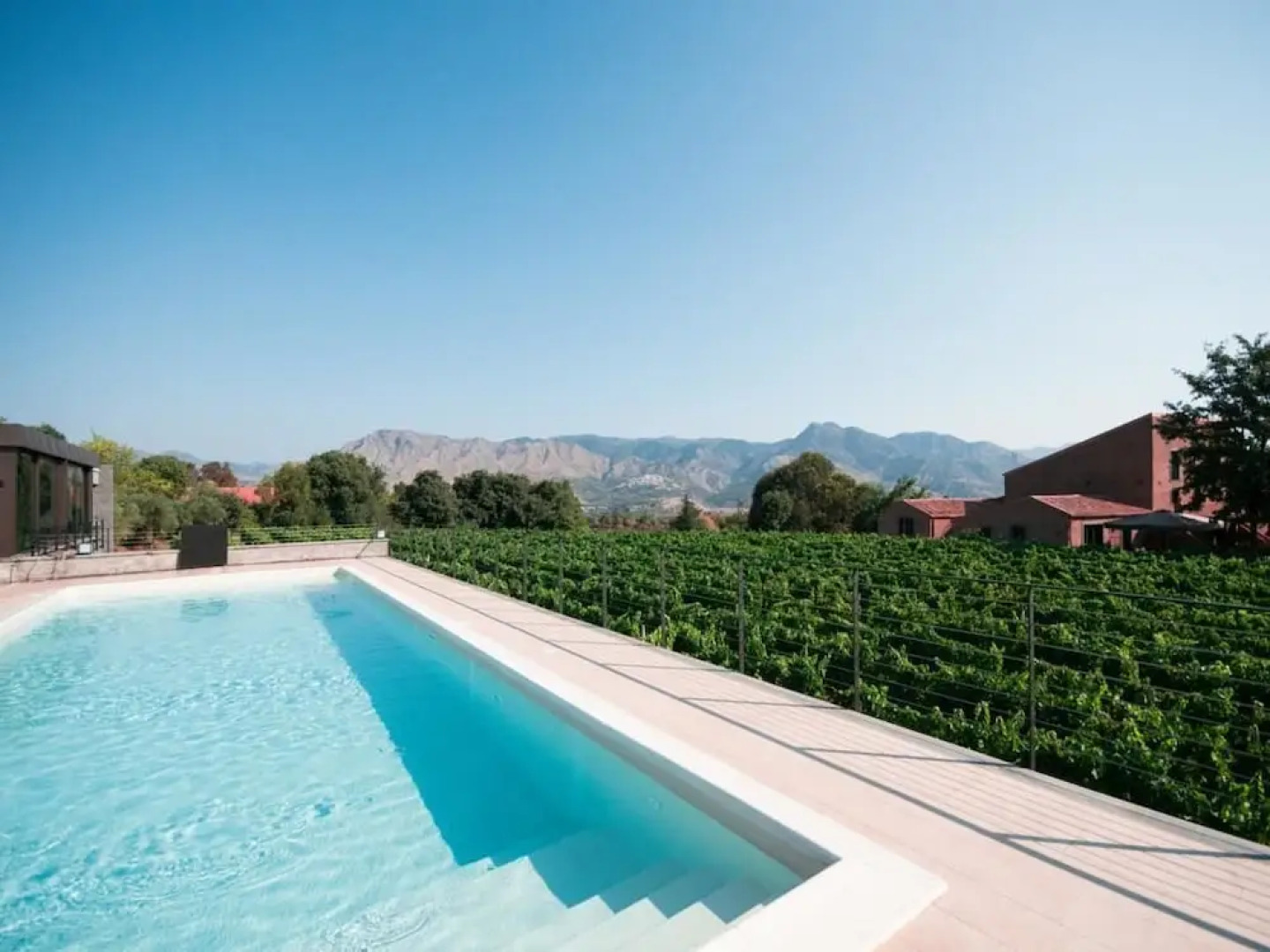Cavanera Etnea Resort & Wine Experience