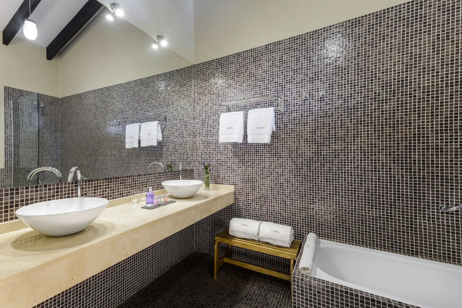 Villa Mansa Wine Hotel