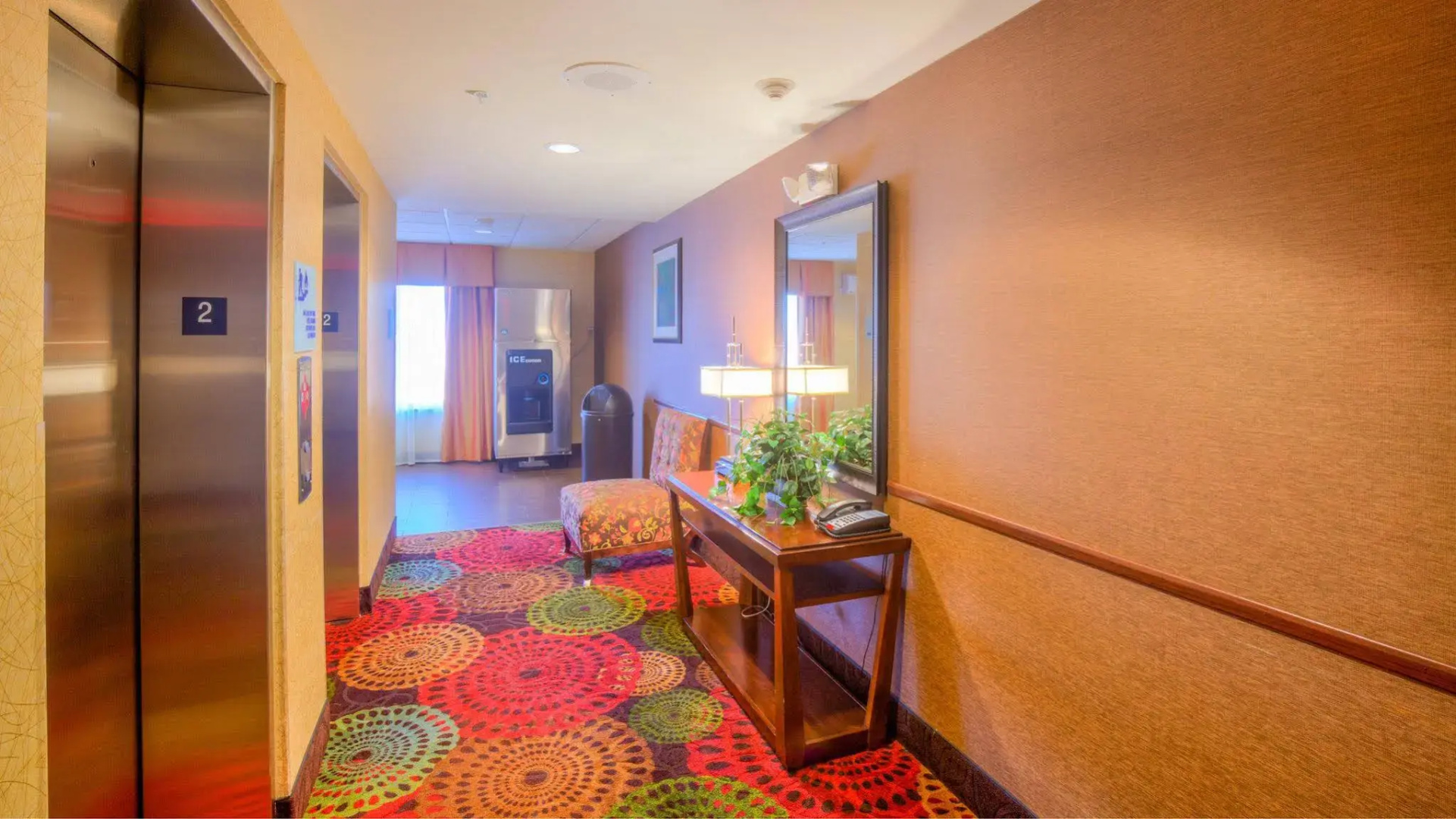 Holiday Inn Express & Suites Elk City