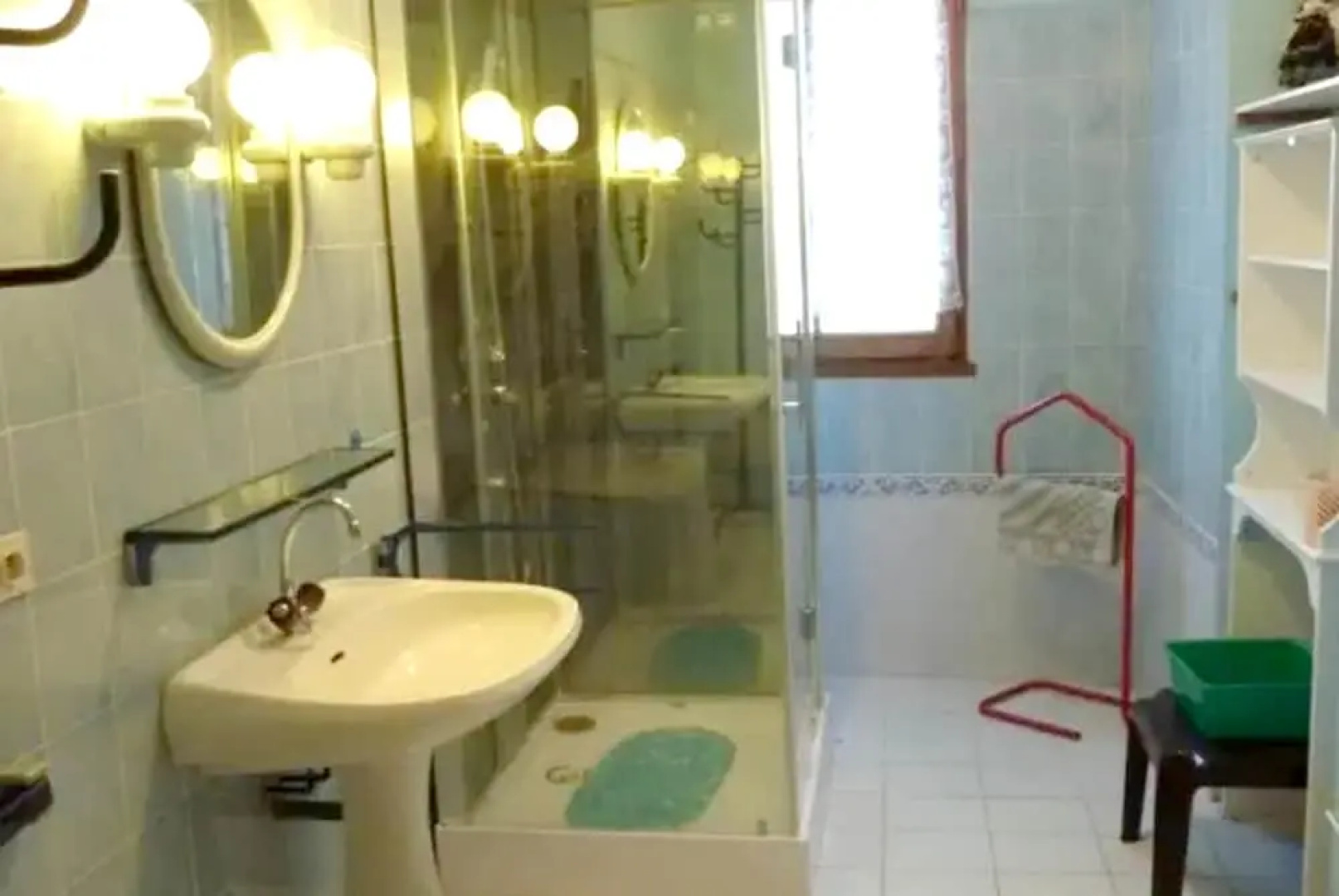 House With 3 Bedrooms in Uzer, With Furnished Garden - 10 km From the