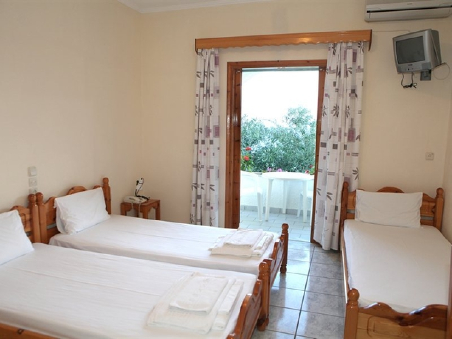 Vrachos Holidays Hotel