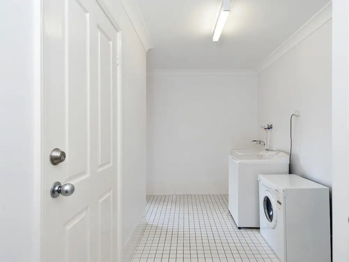 Surf Break - 10A Tuna (Downstairs)