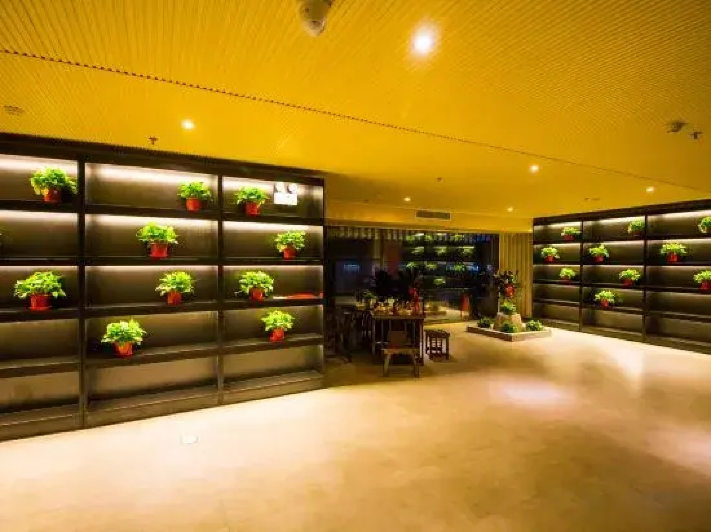 Yixian Sunshine Travel Inn (Xinxiang Hongmen University Town Branch)