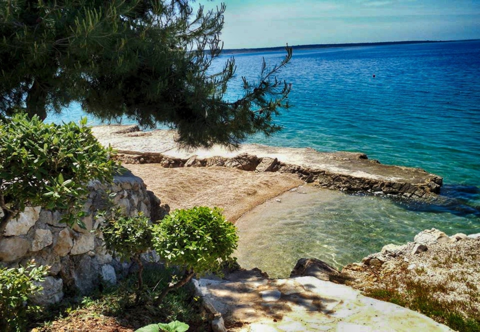 Holiday house Mare - 50 m from beach: Mandre, Island Pag